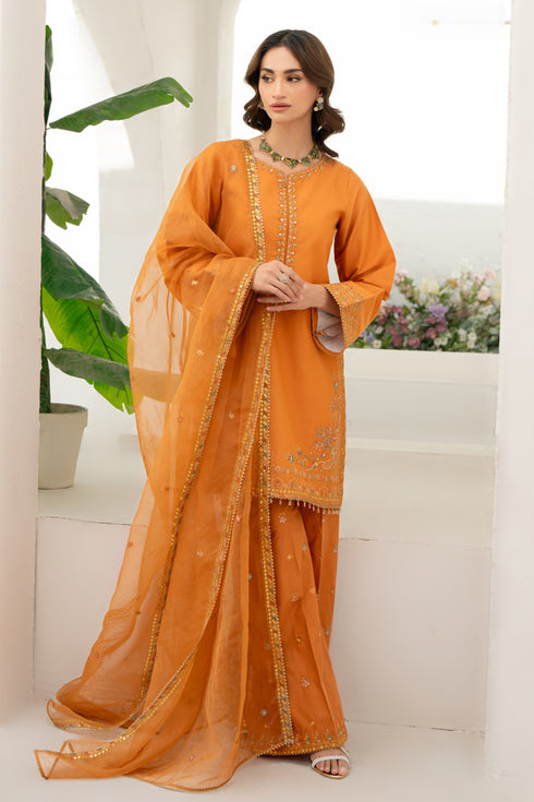 NAQSHI Kajal ensemble showcasing embroidered neckline, lace culottes, crystal-hanging sleeves & draped dupatta