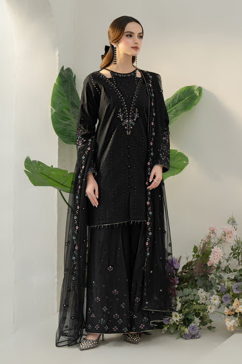 Full view of NAQSHI Janvi printed culottes featuring floral print and tilla-lace border