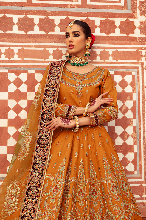 Close-up of Zarwisha lehenga hem showing ornate velvet border with sequin and lace finishing.
