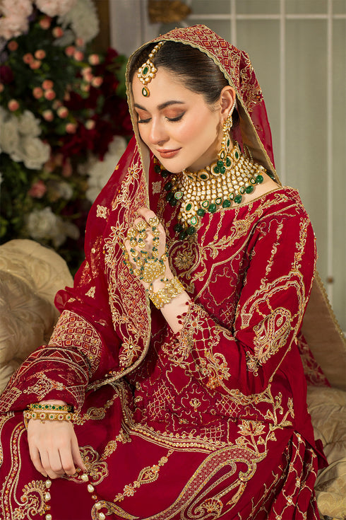 Naqshi Gehna organza dupatta draped to display embroidered motifs, hand-adda sparks and lace-ended finish.