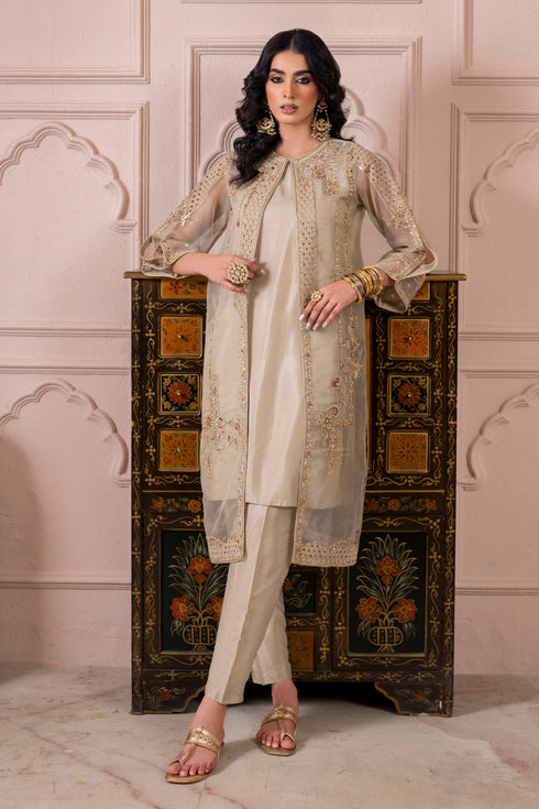 Naqshi Arwa beige organza gown with round neckline, hand‑adda embroidery, sitari work on bodice and sleeves, straight pants completing the 4PC ensemble.