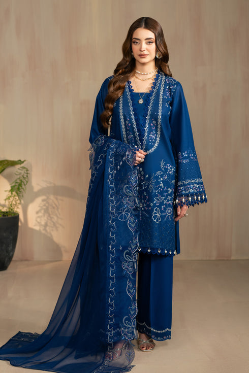 Atarah blue 3 piece embroidered lawn suit by NAQSHI, full front view long straight shirt with white thread embroidery, cambric culotte trousers and crinkle organza dupatta, ready to wear summer outfit.