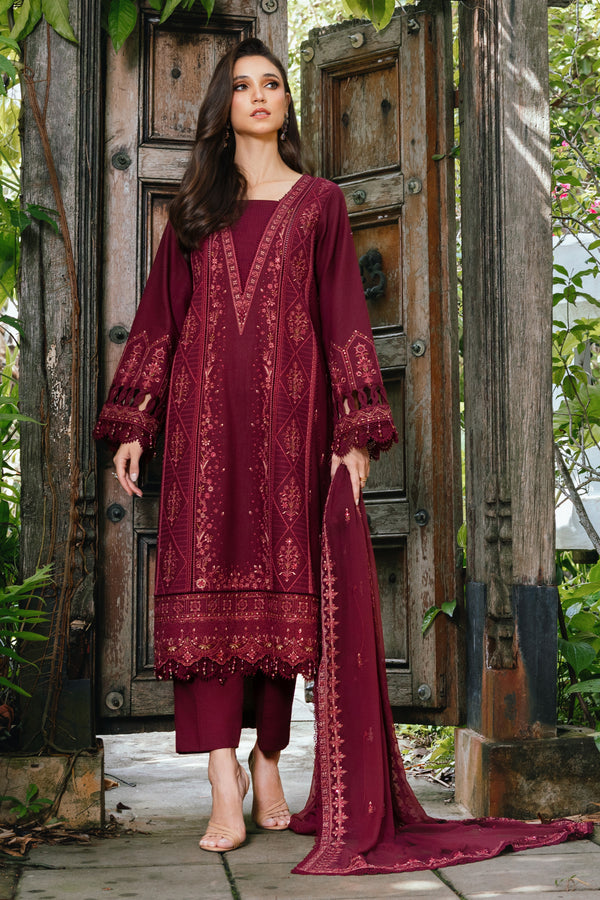 Ghufran by NAQSHI full front view – maroon khaddar 3PC set with lace border and embroidered shirt