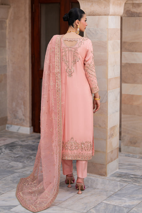 NAQSHI Gul-e-Rehaab back view – panelled back with matching embroidery and sequin accents on peach silk