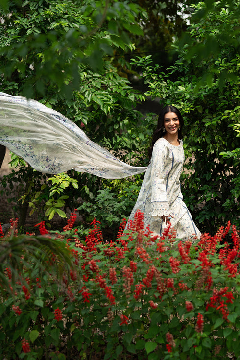 Jaizah off white outfit with flowing digital cotton organza dupatta in garden setting showing light and breathable summer wear
