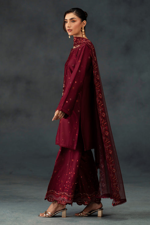 Rameena by NAQSHI side view highlighting three-panel shirt silhouette and drape