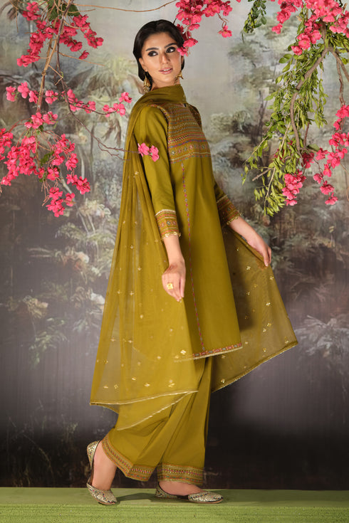 Full look of NAQSHI Umeed olive ready to wear festive outfit with embroidered Pima lawn shirt, cambric trouser, and flowing net dupatta