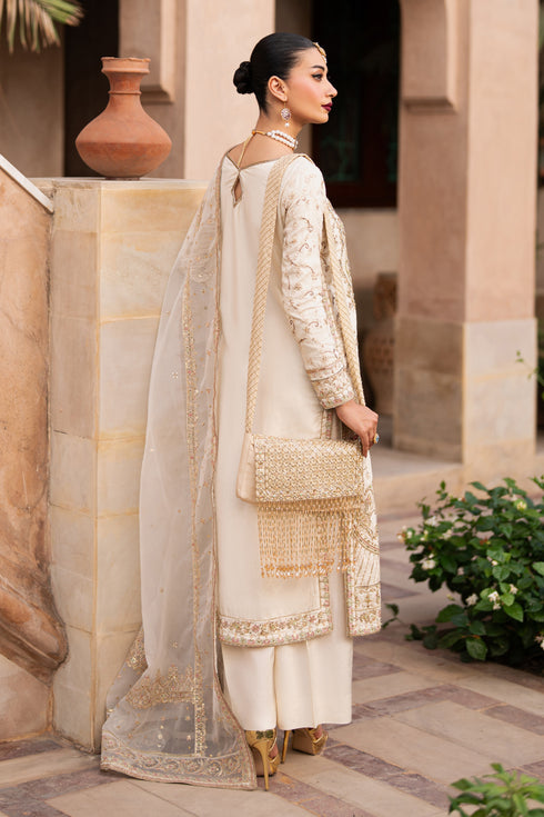 NAQSHI Gul-e-Rohma side view – showcasing layered handwork, embroidered sleeves with floral border
