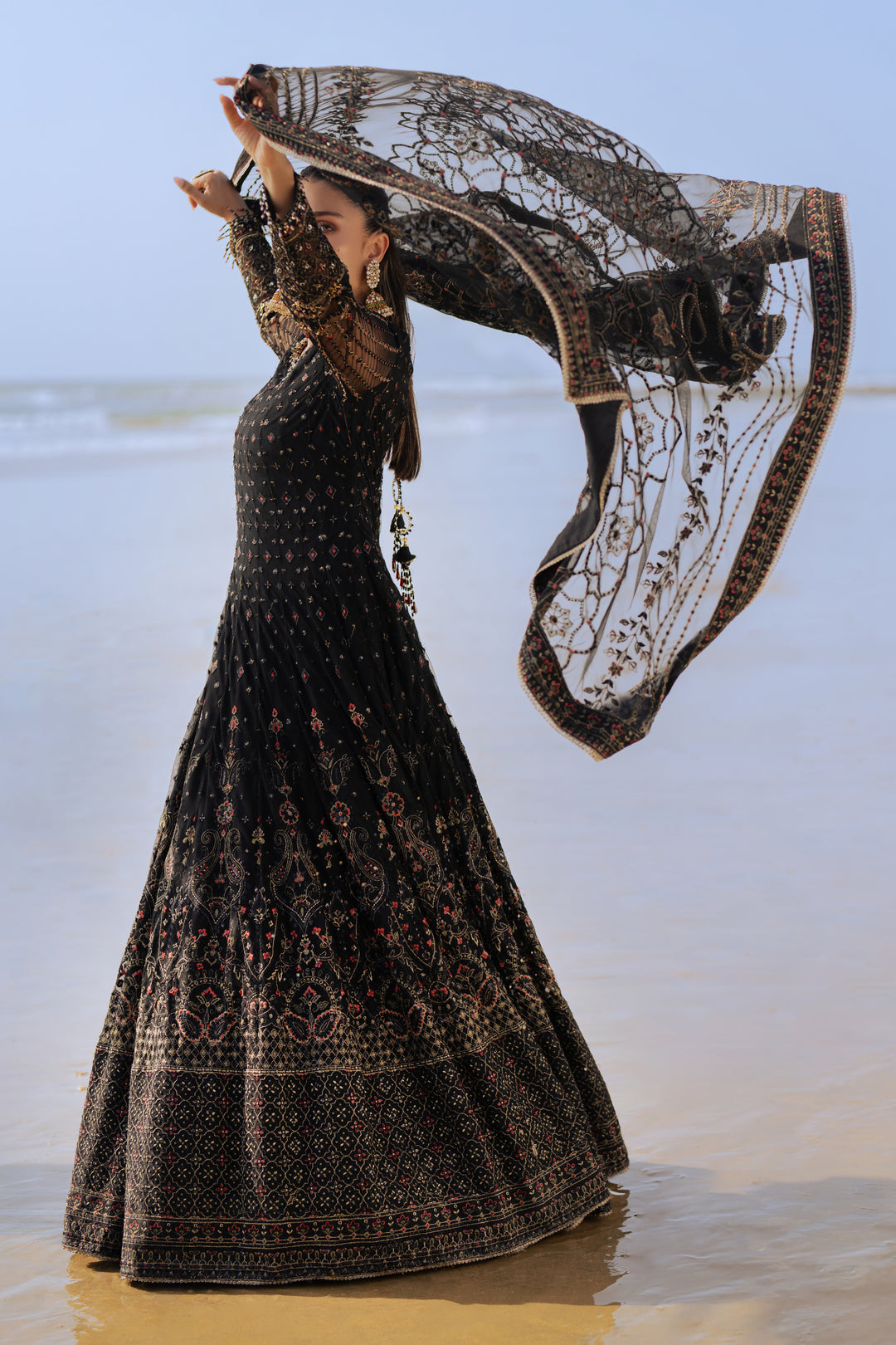 NAQSHI Blain net dupatta draped to display Islamic‑inspired sequin jaal work, four‑sided embroidered border and delicate lace edge.
