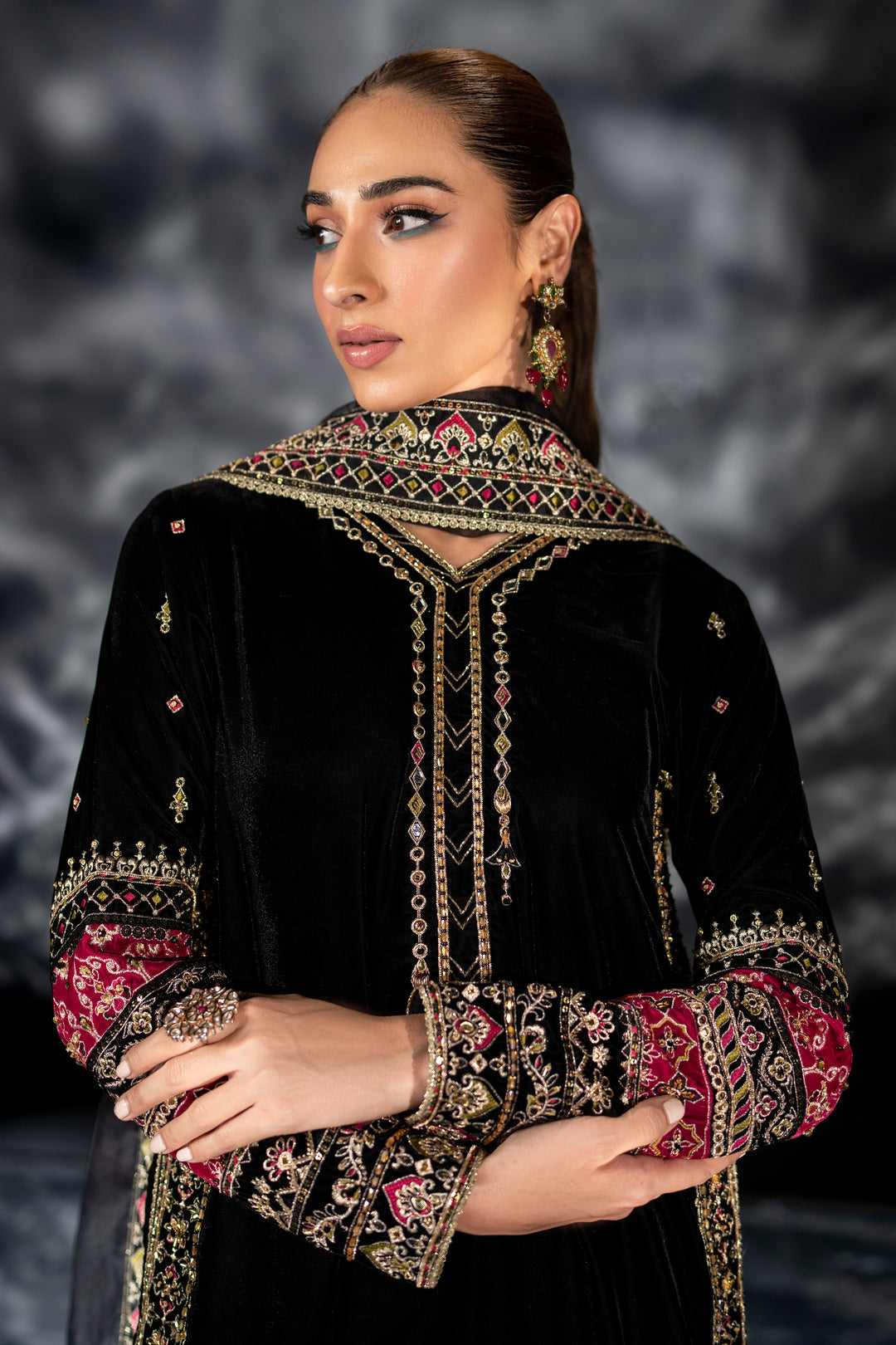 Close-up of NAQSHI Adhan shirt neckline showing V-neck design with hand adda work and stone embellishment