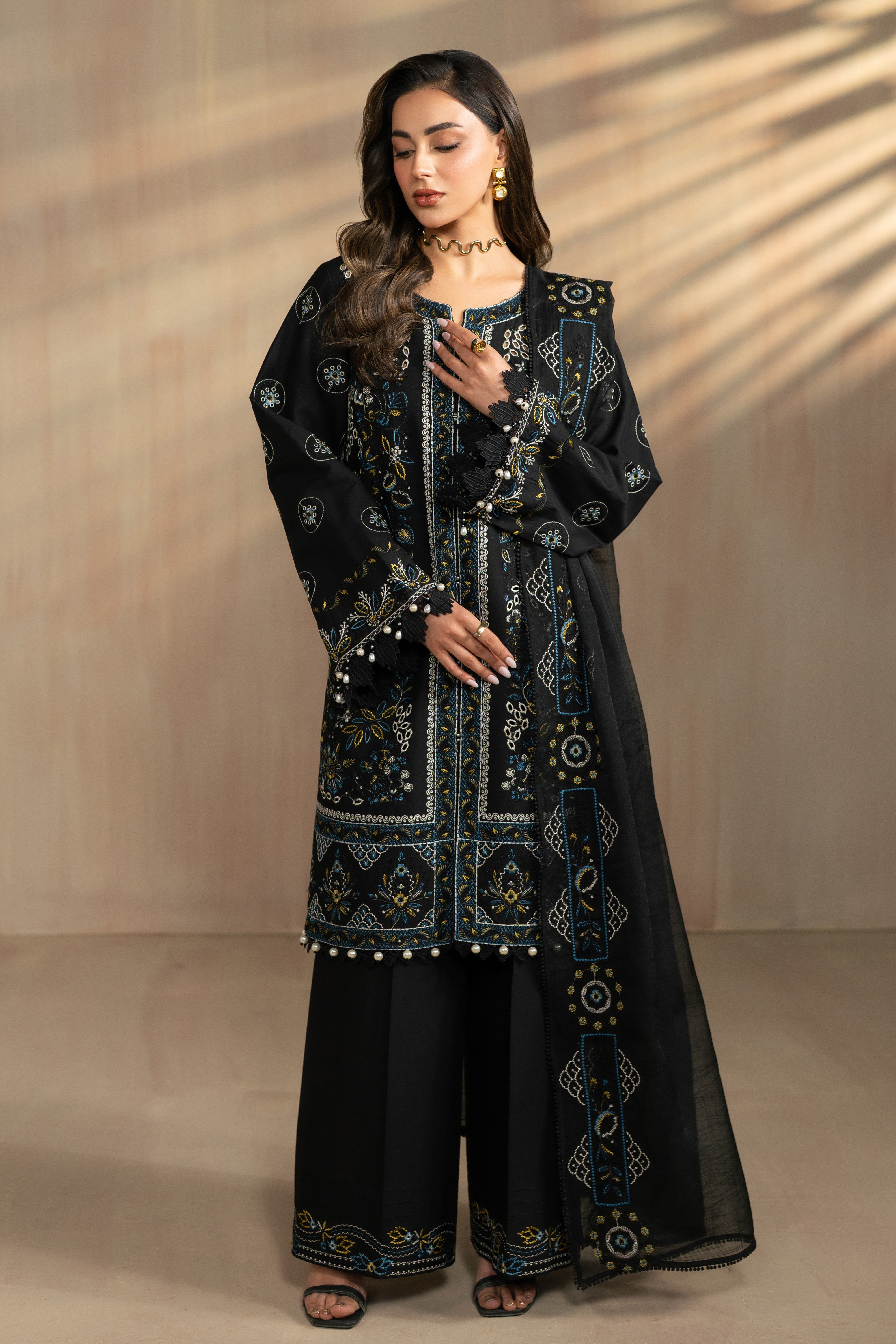 Hazeem NAQSHI Hazeem Black Lawn 3PC Dress Culotte Dupatta Shop Now
