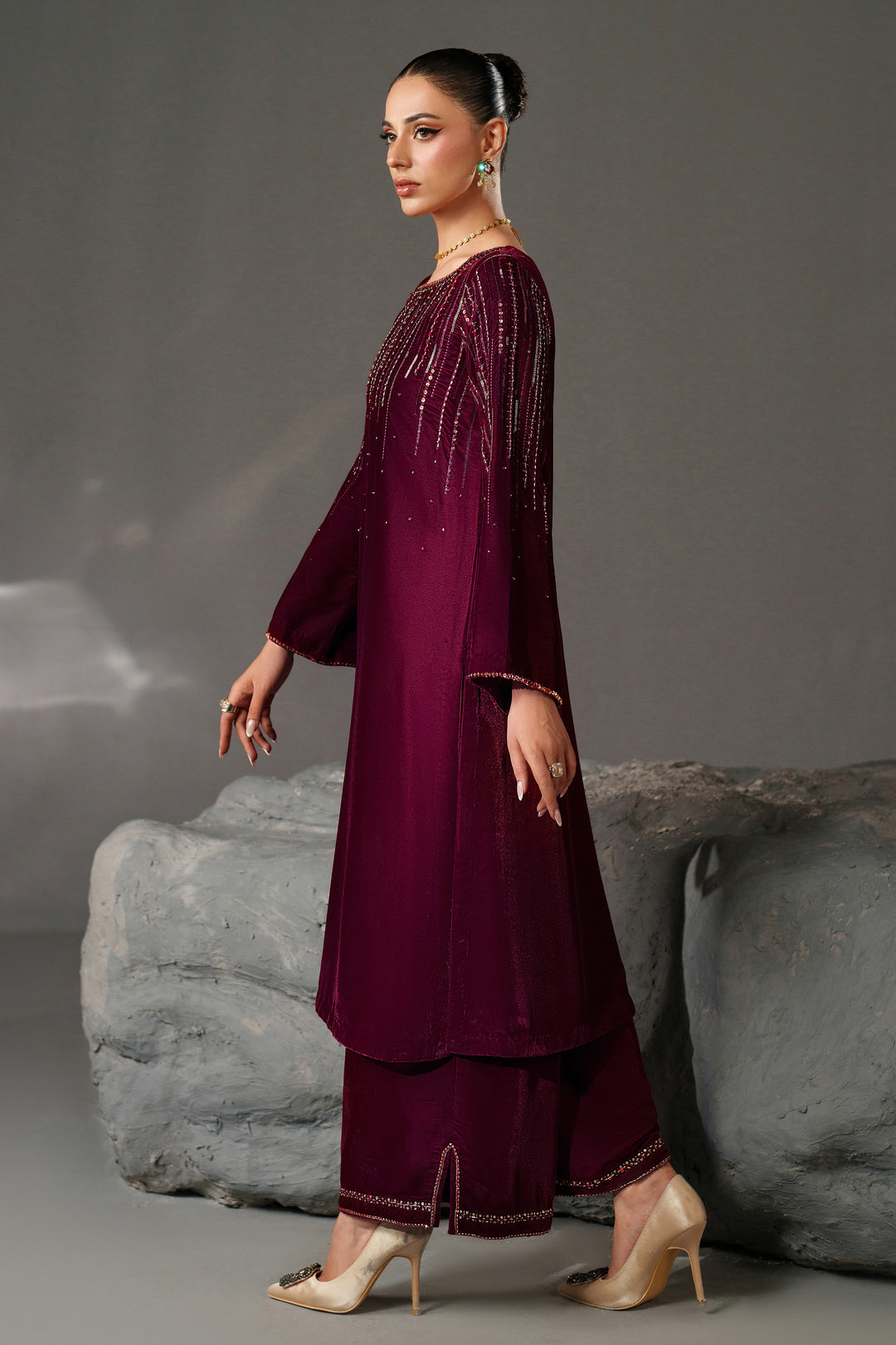 NAQSHI Elvenia side view — showing sleeve embroidery &amp; silhouette
