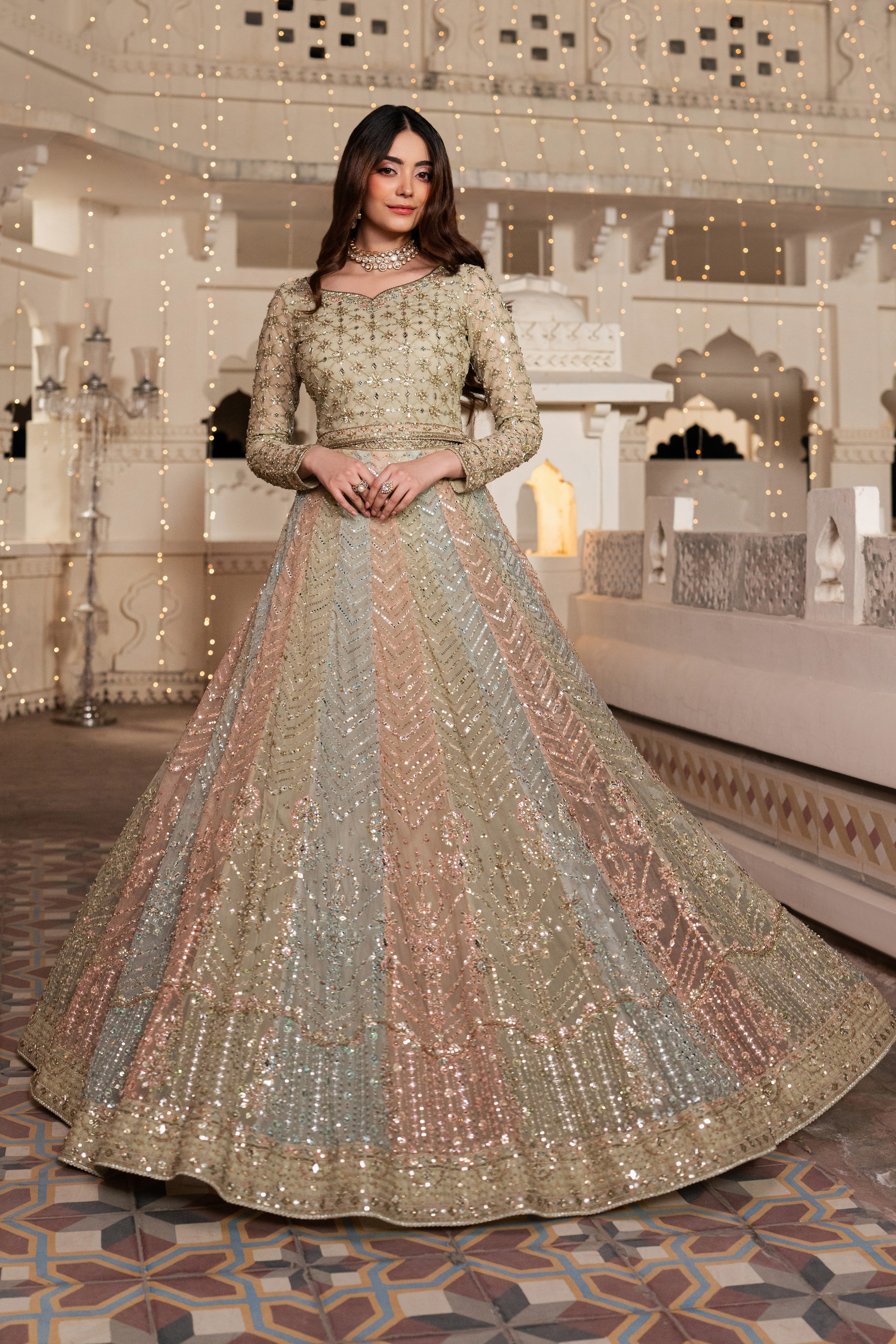 NAQSHI Formal Wear for Women  Shop Elegant Looks  Free Shipping