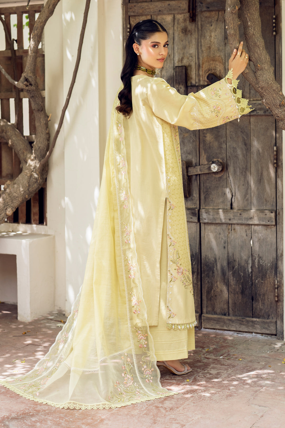 NAQSHI Gulshan three‑panel shirt hem detail: ornate embroidery with lace‑finished edge and hanging embellishments that dance with every step.