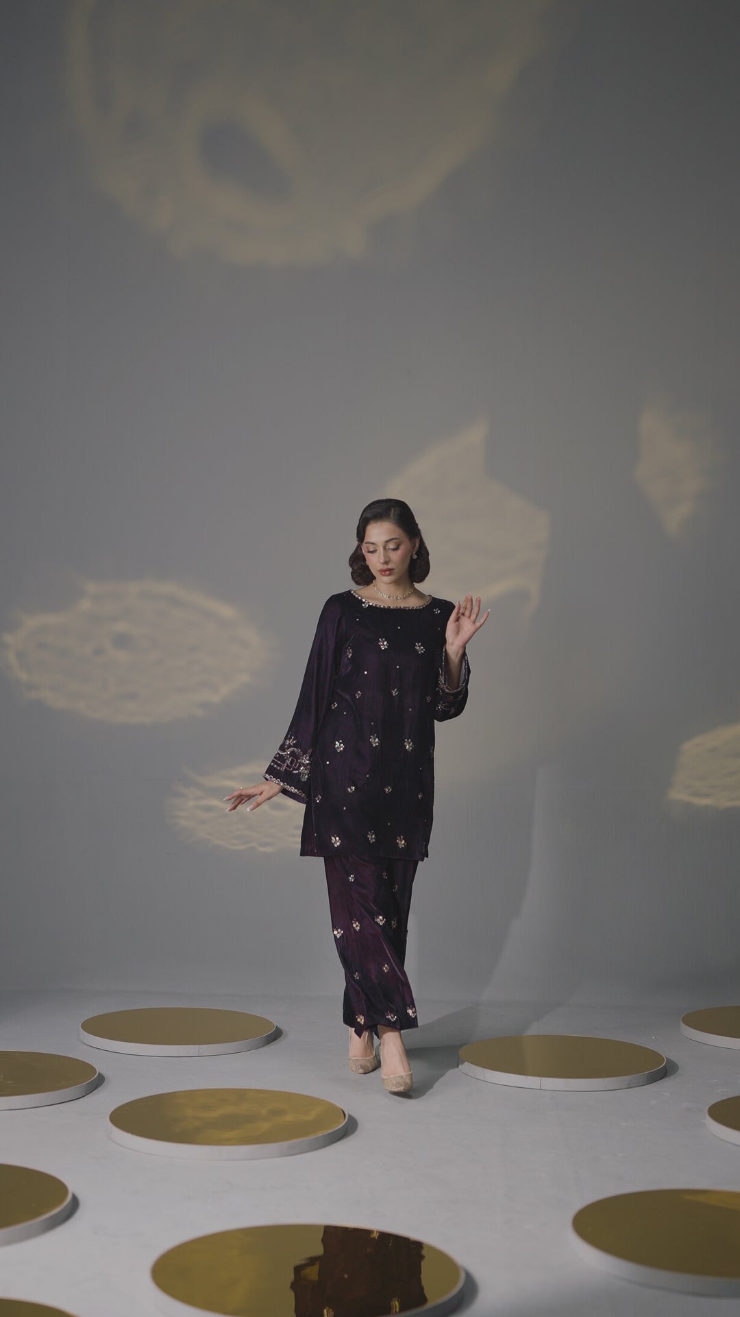 Buy NAQSHI Valencia – Dark Purple Velvet 2PC Pret Video