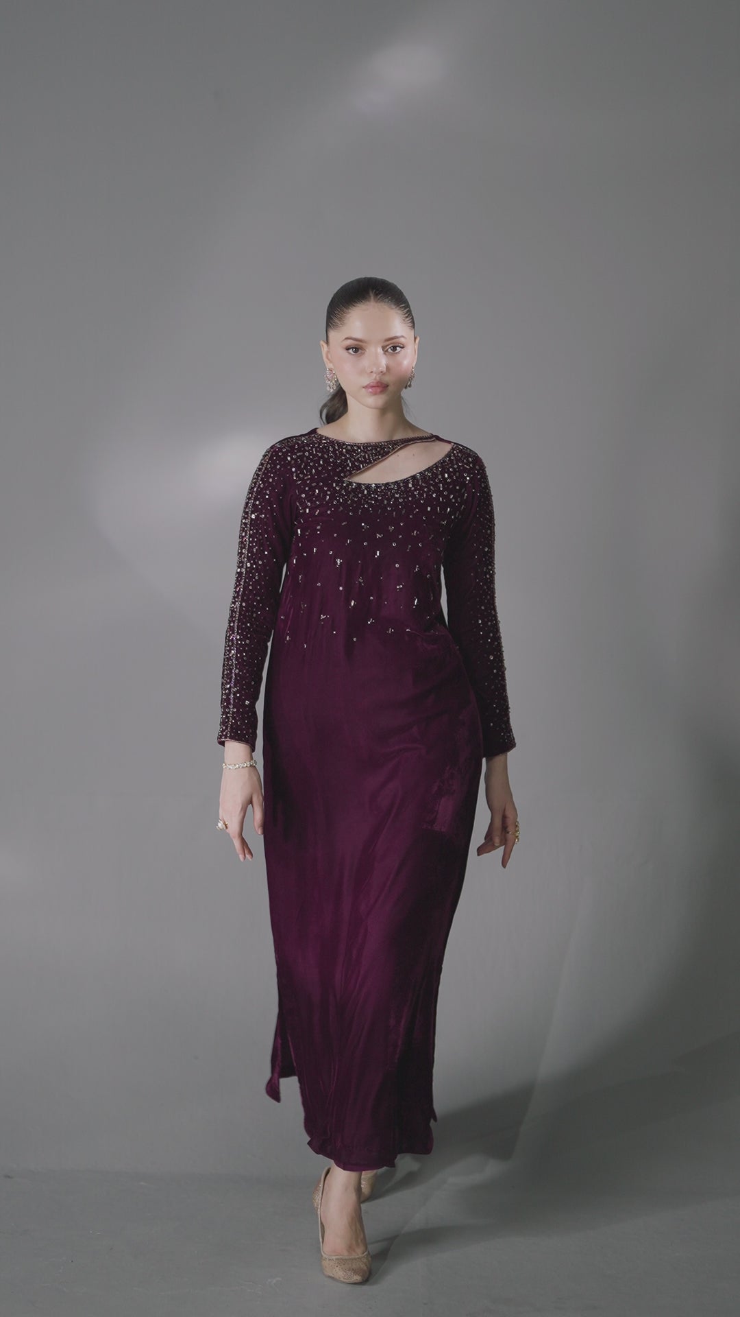 Buy NAQSHI Zeen – Bright Purple Velvet Fusion 2PC Pret