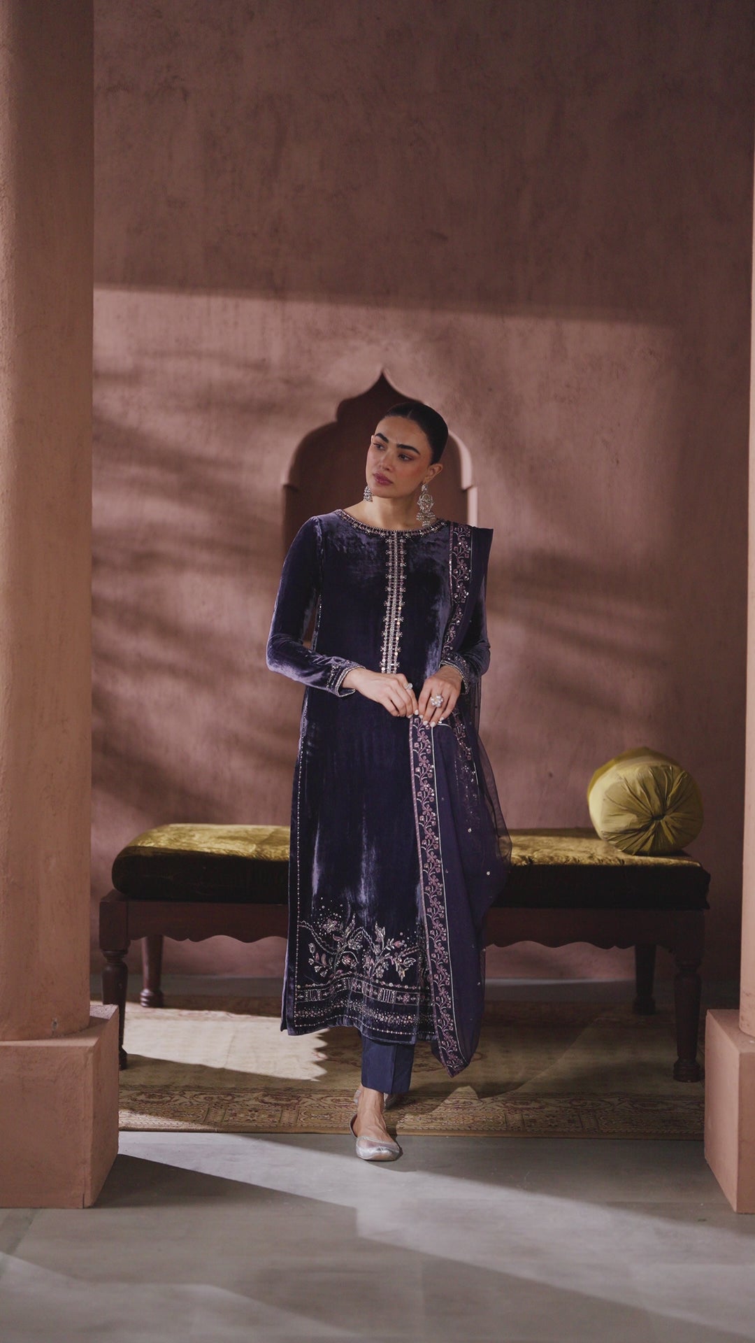 NAQSHI Arhab Velvet 3PC